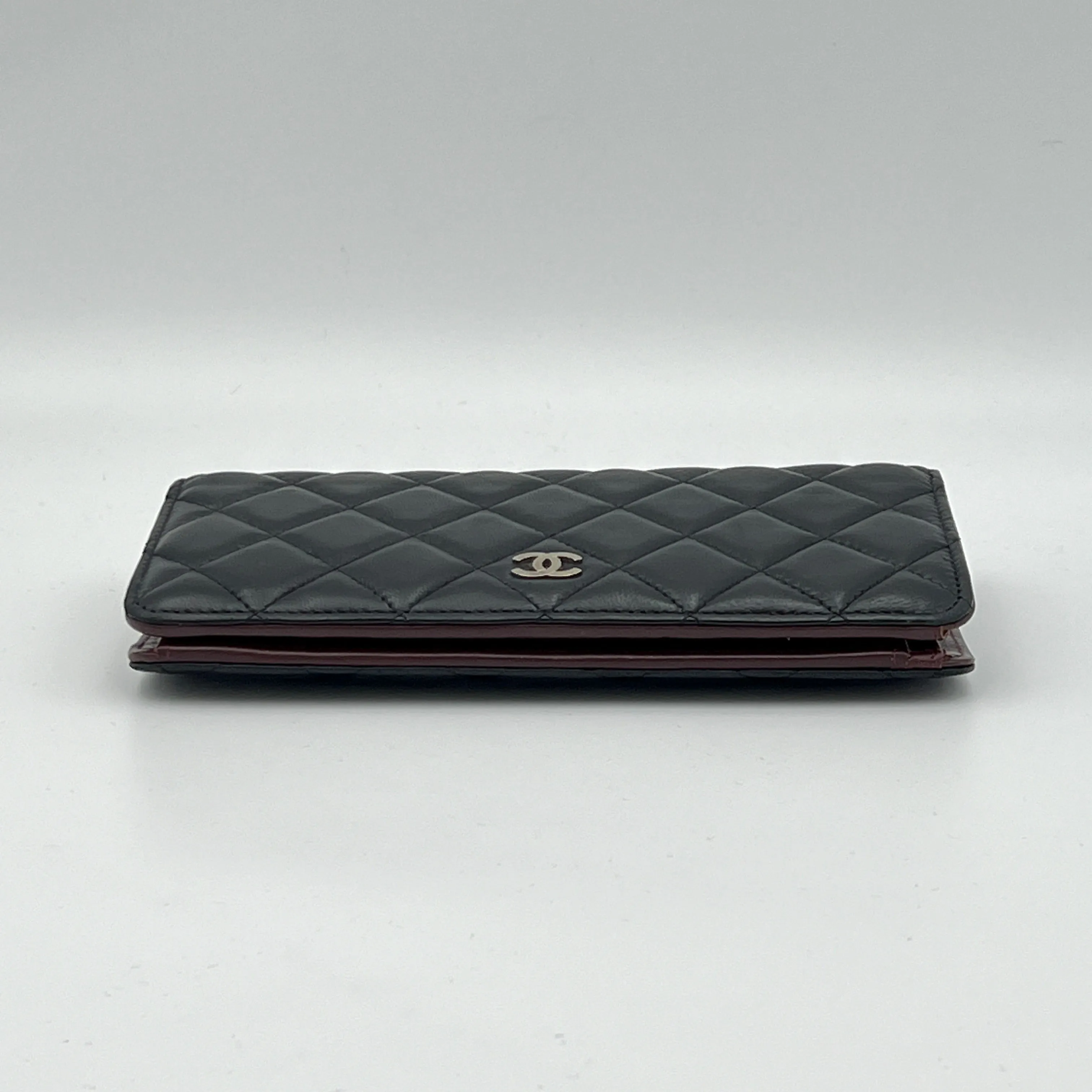 CC Quilted Wallet Black Wallet in Lambskin, Silver hardware